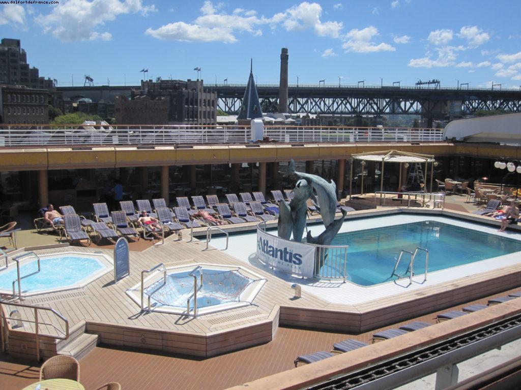 Arriving in Sydney - Our 32nd Atlantis cruise (Volendam)