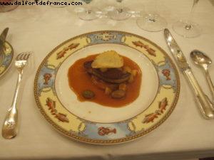 Escalope de Foie Gras de Canard Poêlée au Verjus - Restaurant Paul Bocuse - Lyon