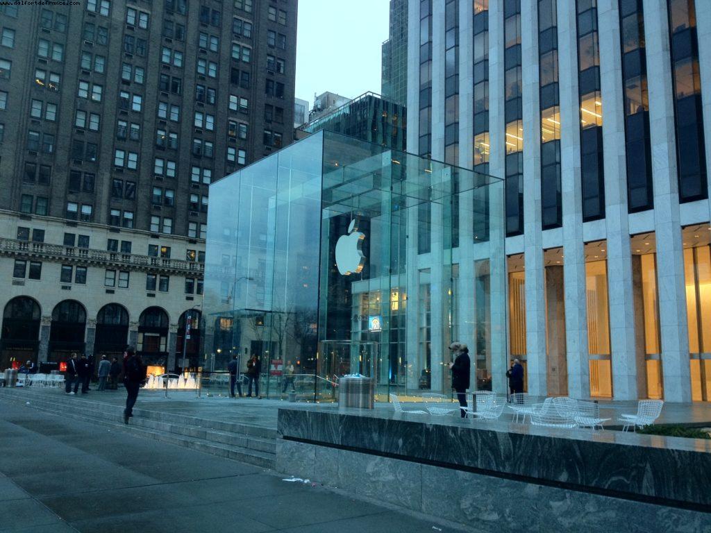 Apple 5th Ave