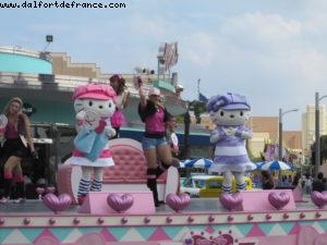 Hello Kitty Parade - Universal Studios - Osaka