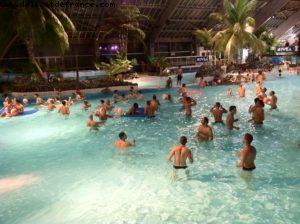 Super Size Aquaboulevard