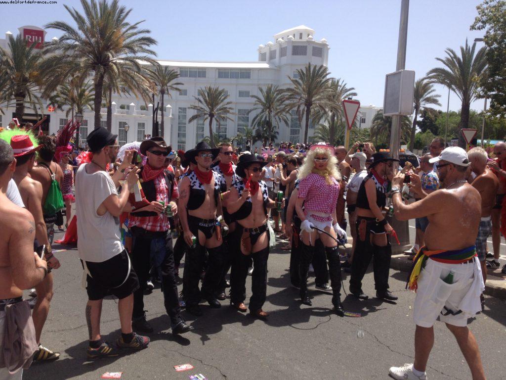 La parade de la Gaypride - Maspalomas - Semaine des Fiertés - Gran Canaria 