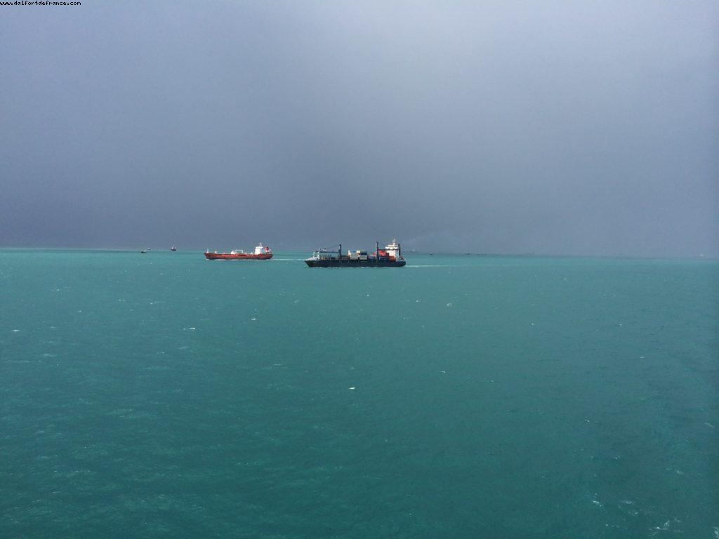 Sailing in front of Singapore - Our 59th Atlantis Cruise (Seabourn Odyssey)