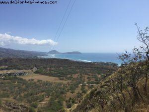 Hiking Diamon Head - Honolulu - Oahu