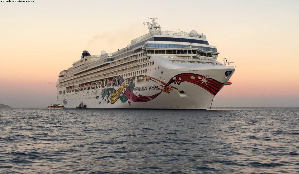 Cabo San Lucas - Our 54th Atlantis Cruise (Norvegian Jewel)