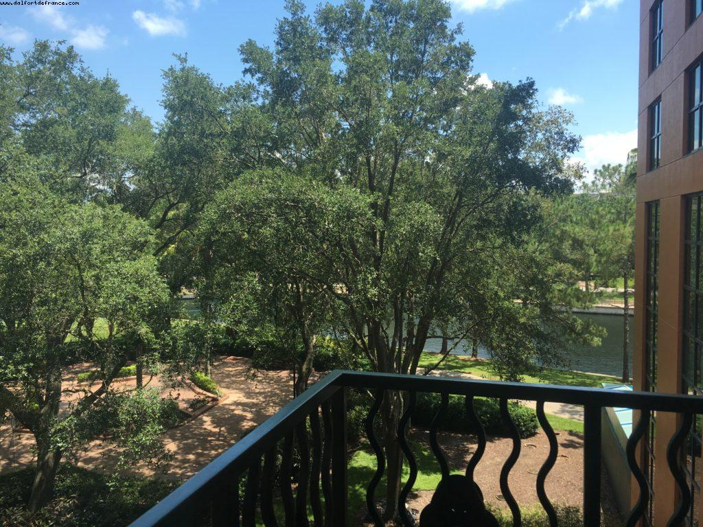 Swan Hotel - Walt Disney World