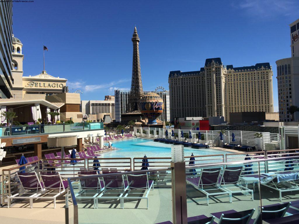 Pool - Cosmopolitan Hotel - Las Vegas