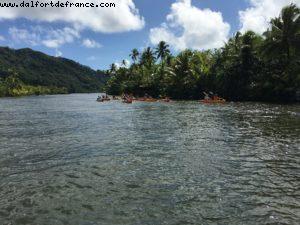 Sailing on river Faaroa
