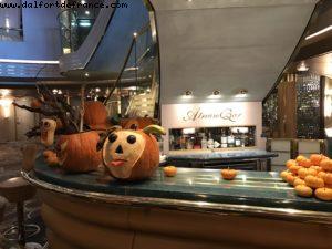 Pumpkin invasion all over the Ship! - Our 60th Atlantis cruise (Westerdam)