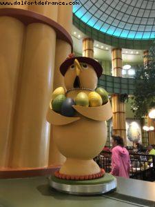 Garden Grill - Swan Hotel - Walt Disney World