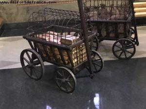 Gringotts - Universal Studio - Gaydays - Orlando