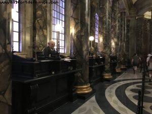 Gringotts - Universal Studio - Gaydays - Orlando