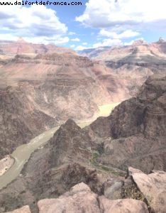 Plateau Point - au bord du Colorado (La rivière) -Randonnée sur la piste 'Bright Angel Trail' - Rive Sud - Grand Canyon Village