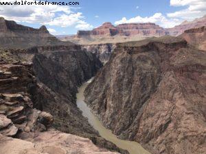 Plateau Point - au bord du Colorado (La rivière) -Randonnée sur la piste 'Bright Angel Trail' - Rive Sud - Grand Canyon Village