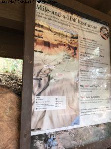 Randonnée sur la piste 'Bright Angel Trail' - Rive Sud - Grand Canyon Village