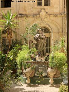 La Valette - Our first 'The Cruise' -aka La Demence cruise (Sovereign) 