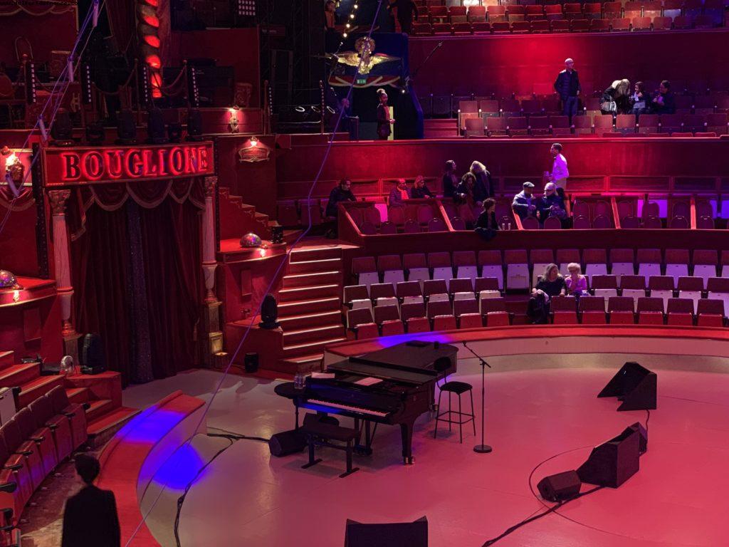 Gerard Depardieu sings Barbara'songs - Cirque d'hiver - Paris