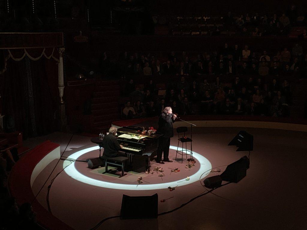 Gerard Depardieu sings Barbara'songs - Cirque d'hiver - Paris