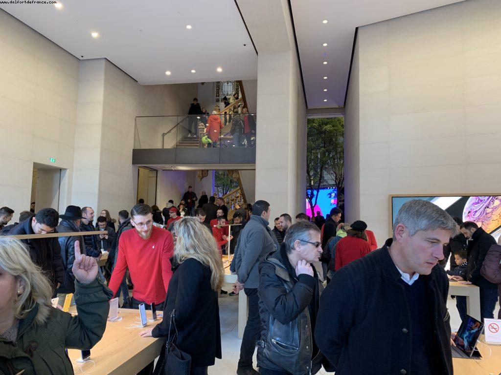 Apple Store Champs Elysee Grand Opening - Paris
