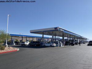 The biggest gas station in the world - Driving from Las Vegas