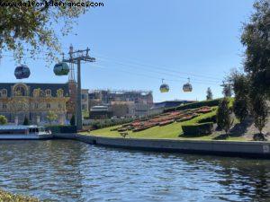 Skyliner- Epcot - World - Walt Disney World