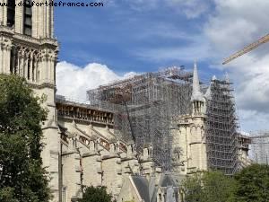 Walking Around -After the big Covid lockdown - Paris, France 