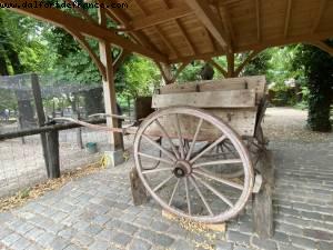 Maisons-Alfort Farm - Paris Est Marne & Bois (T10) - Walking Around -After the big Covid lockdown - Paris, France 