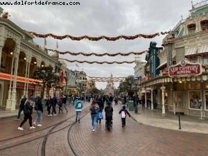 Lockdown #2 - Last hours before closing - Disneyland Paris, France