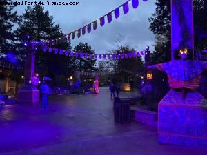 Lockdown #2 - Last hours before closing - Disneyland Paris, France