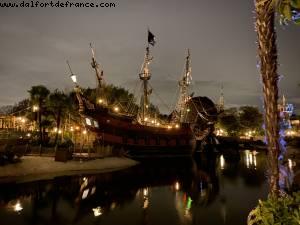 Lockdown #2 - Last hours before closing - Disneyland Paris, France