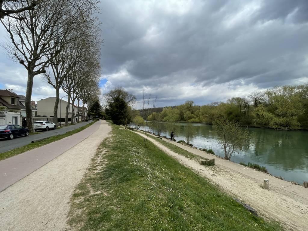 St Maur -Paris Est Marne & Bois - Paris, France