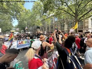 La Marche des fiertés de Paris vient juste de partir