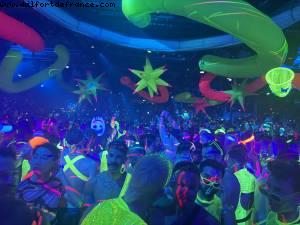 Neon - Studio B - Atlantis Allure of the Seas