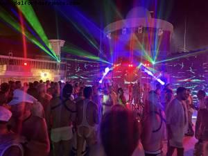 White party - Atlantis Tropical America cruise