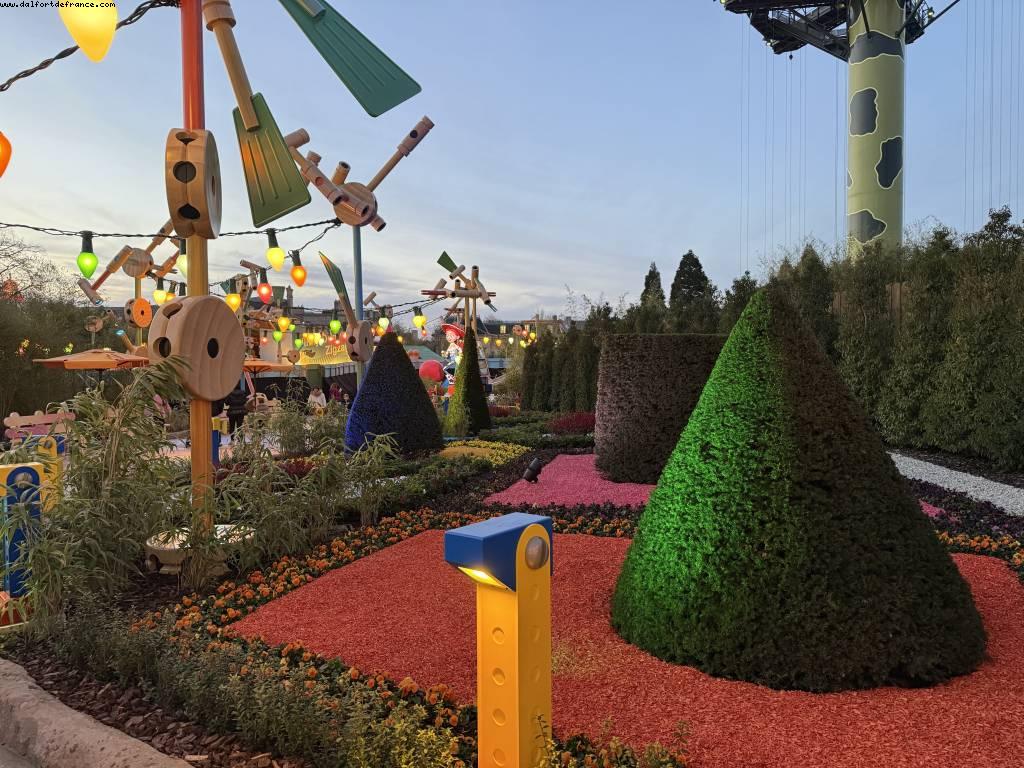 Avant-Premiere Disney Adventure World Park - Disneyland Paris