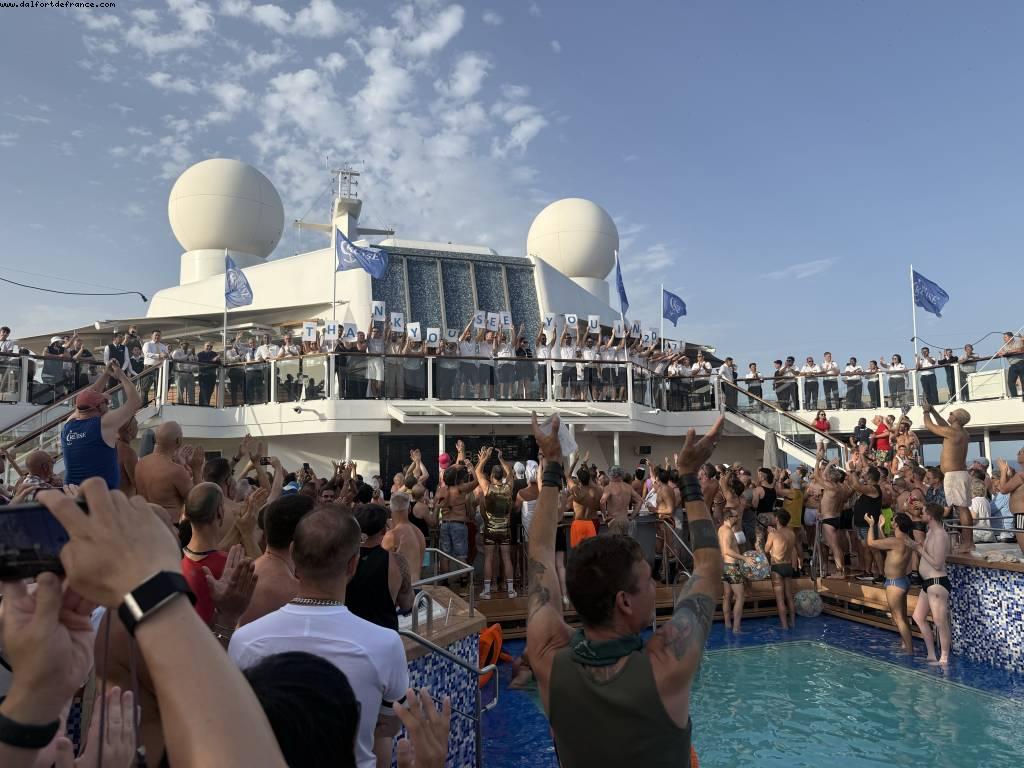 Goodbye Tea Dance - Celebrity Equinoxe - La Demence cruise